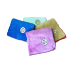 Mantas coloridas personalizadas para campanha Adote Um Gatinho
